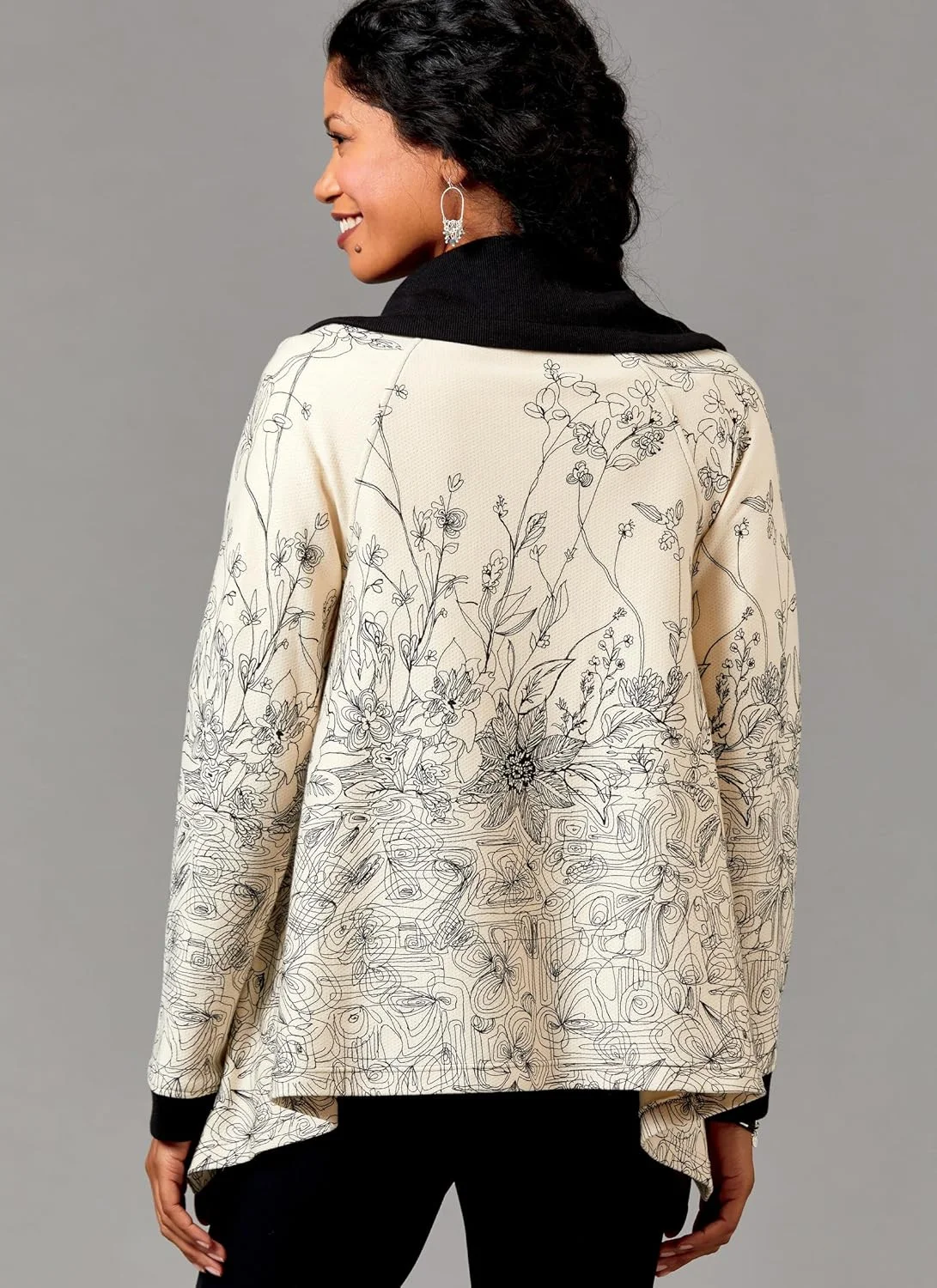 الگوهای خیاطی باتریک 6569 ZZ سایزهای بزرگ-2X-بزرگ، ژاکت زنانه، کاغذی، چند رنگ، 17 x 0.5 x 22 سانتی متر