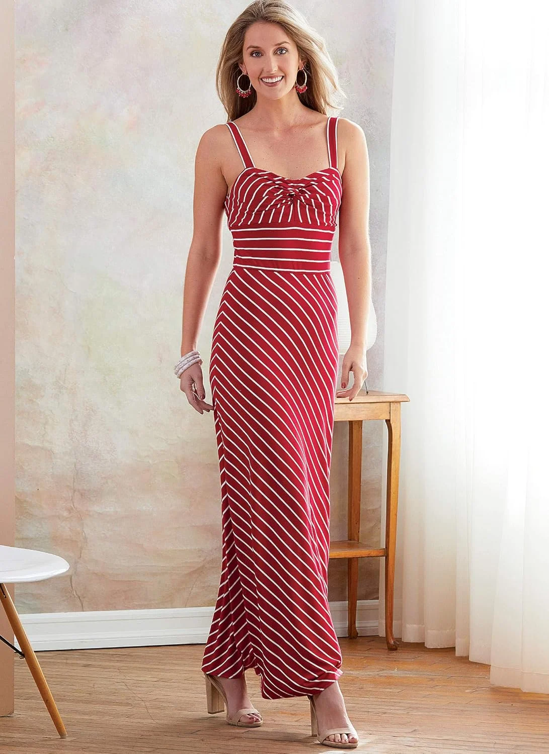 الگوی خیاطی Butterick R10221 / 6679 - لباس زنانه، سایز: A5 (6-8-10-12-14) الگوی خیاطی Butterick R10221 / 6679 - لباس زنانه، سایز: A5 (6-8-10-12-14)