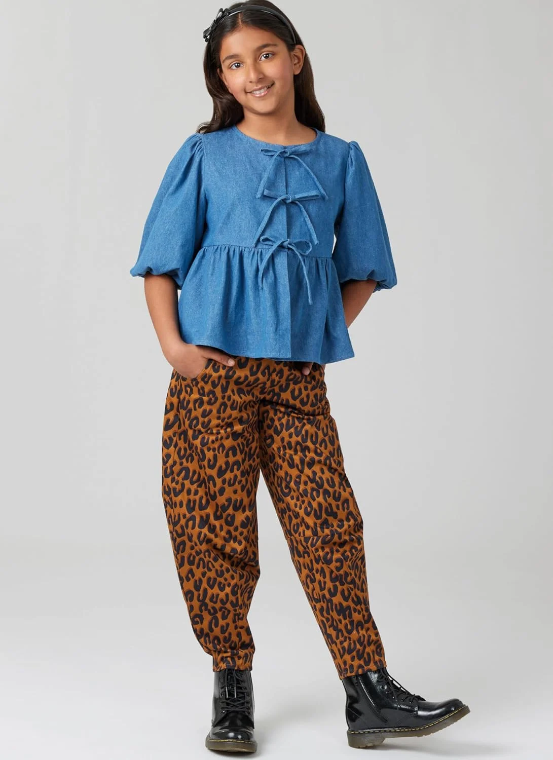 الگوی خیاطی آسان برای تاپ، پیراهن و شلوار بچگانه McCall's M8618HH، کد طراحی M8618، سایزهای 3-4-5-6 الگوی خیاطی آسان برای تاپ، پیراهن و شلوار بچگانه McCall's M8618HH، کد طراحی M8618، سایزهای 3-4-5-6