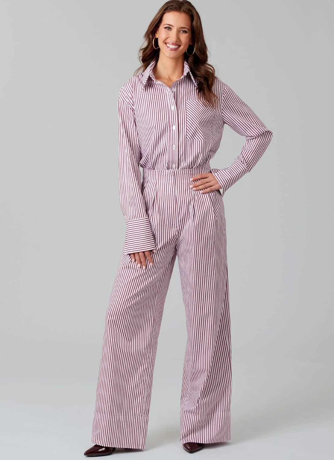 الگوی خیاطی پیراهن نیمه جذب زنانه مک کال M8611BB، شورت و شلوار فاق بلند، کد طراحی M8611، سایزهای 20W-22W-24W-26W-28W الگوی خیاطی پیراهن نیمه جذب زنانه مک کال M8611BB، شورت و شلوار فاق بلند، کد طراحی M8611، سایزهای 20W-22W-24W-26W-28W