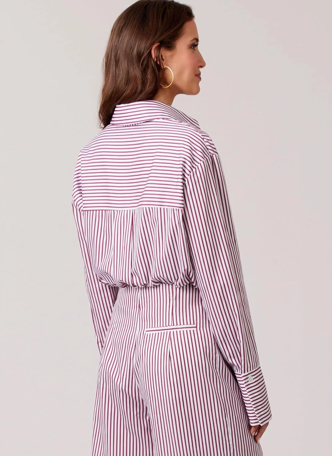 الگوی خیاطی پیراهن نیمه جذب زنانه مک کال M8611BB، شورت و شلوار فاق بلند، کد طراحی M8611، سایزهای 20W-22W-24W-26W-28W الگوی خیاطی پیراهن نیمه جذب زنانه مک کال M8611BB، شورت و شلوار فاق بلند، کد طراحی M8611، سایزهای 20W-22W-24W-26W-28W