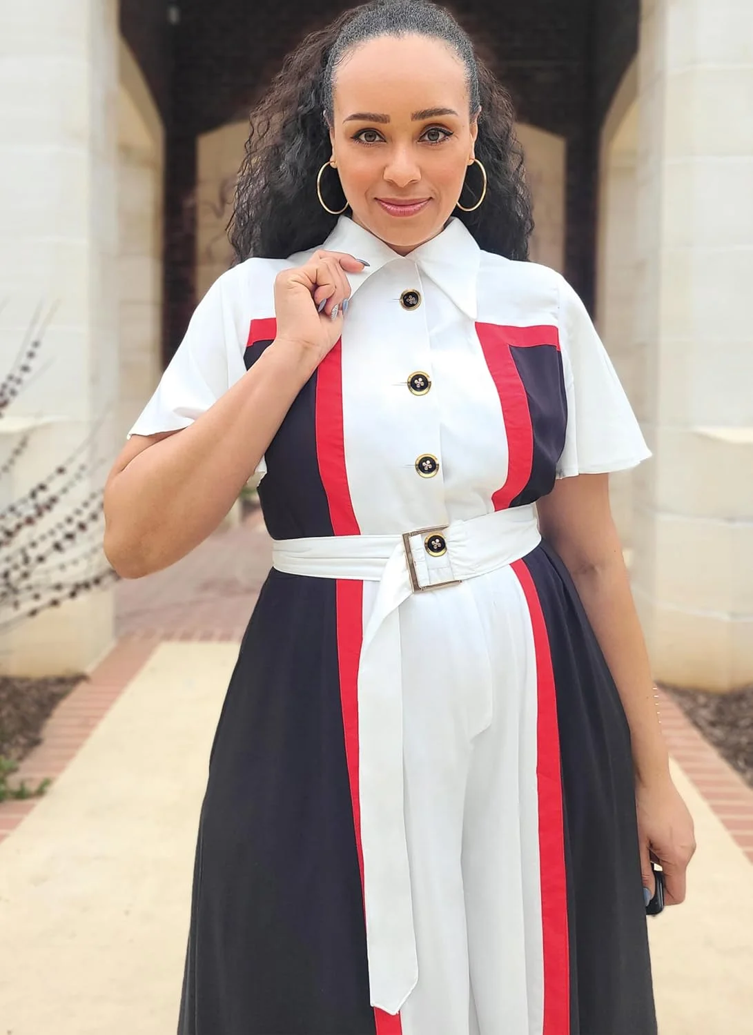 الگوی خیاطی لباس زنانه سایز بزرگ McCall's Know Me، دو تکه چند رنگ الگوی خیاطی لباس زنانه سایز بزرگ McCall's Know Me، دو تکه چند رنگ