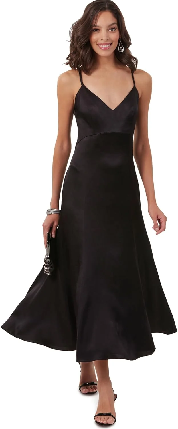 الگوی خیاطی مک کال M8475BB برای لباس های زنانه و دخترانه BB (20W-22W-24W-26W-28W) الگوی خیاطی مک کال M8475BB برای لباس های زنانه و دخترانه BB (20W-22W-24W-26W-28W)