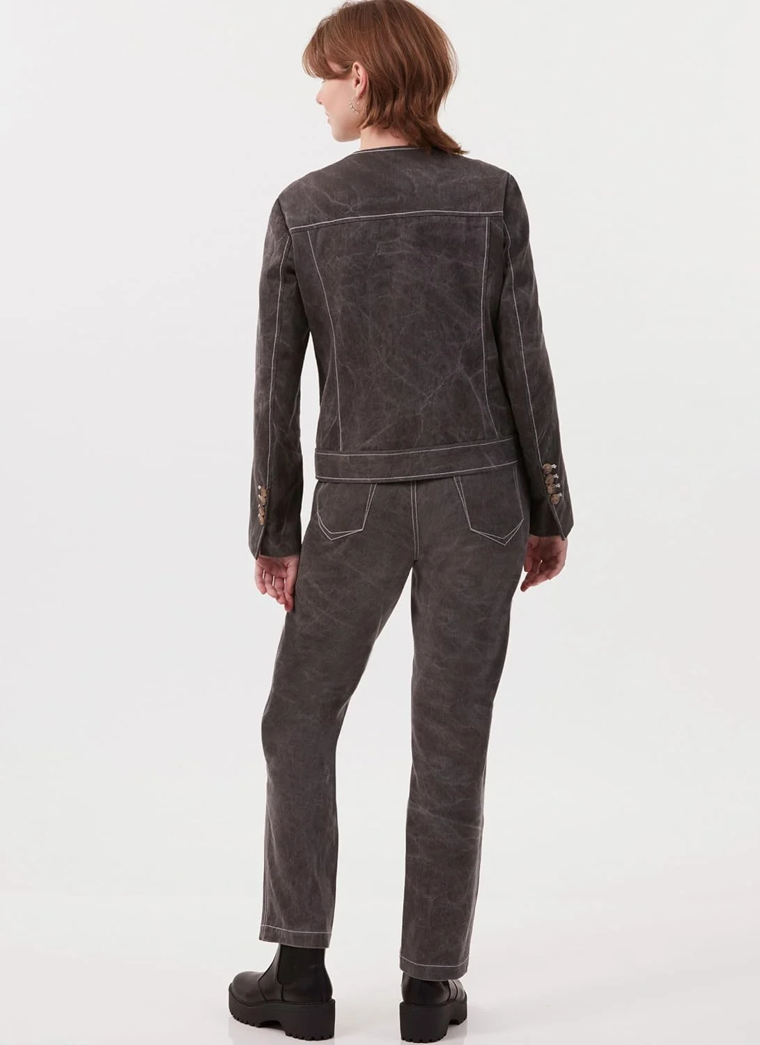 الگوی خیاطی McCall's M8474Y5 ژاکت زنانه توسط ملیسا واتسون Y5 (18-20-22-24-26) الگوی خیاطی McCall's M8474Y5 ژاکت زنانه توسط ملیسا واتسون Y5 (18-20-22-24-26)