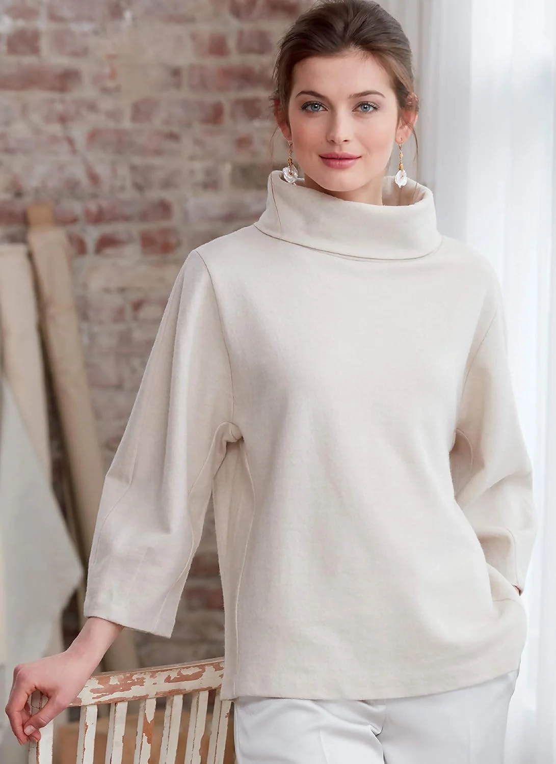 الگوهای خیاطی پیراهن زنانه بسیار آسان و گشاد McCall's V9330OSZ، سایزهای 4-22، سفید الگوهای خیاطی پیراهن زنانه بسیار آسان و گشاد McCall's V9330OSZ، سایزهای 4-22، سفید