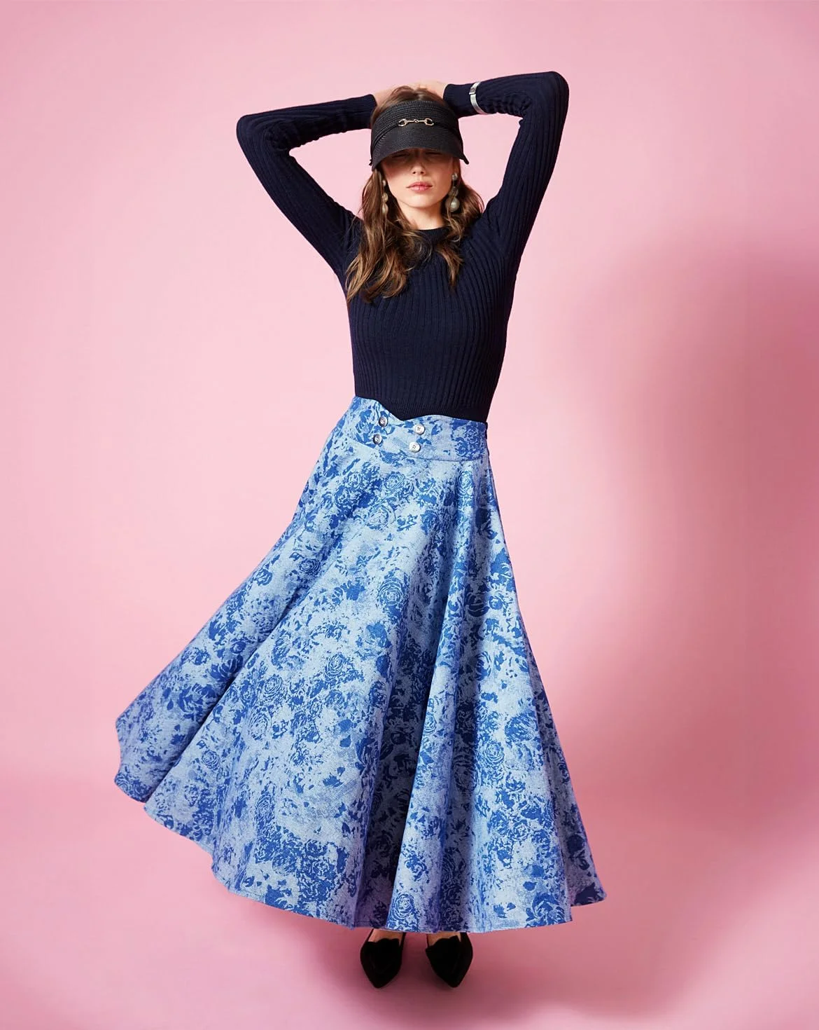 الگوی خیاطی آسان بردا شماره 5690 دامن های کلوش زنانه سایز 36-46 الگوی خیاطی آسان بردا شماره 5690 دامن های کلوش زنانه سایز 36-46