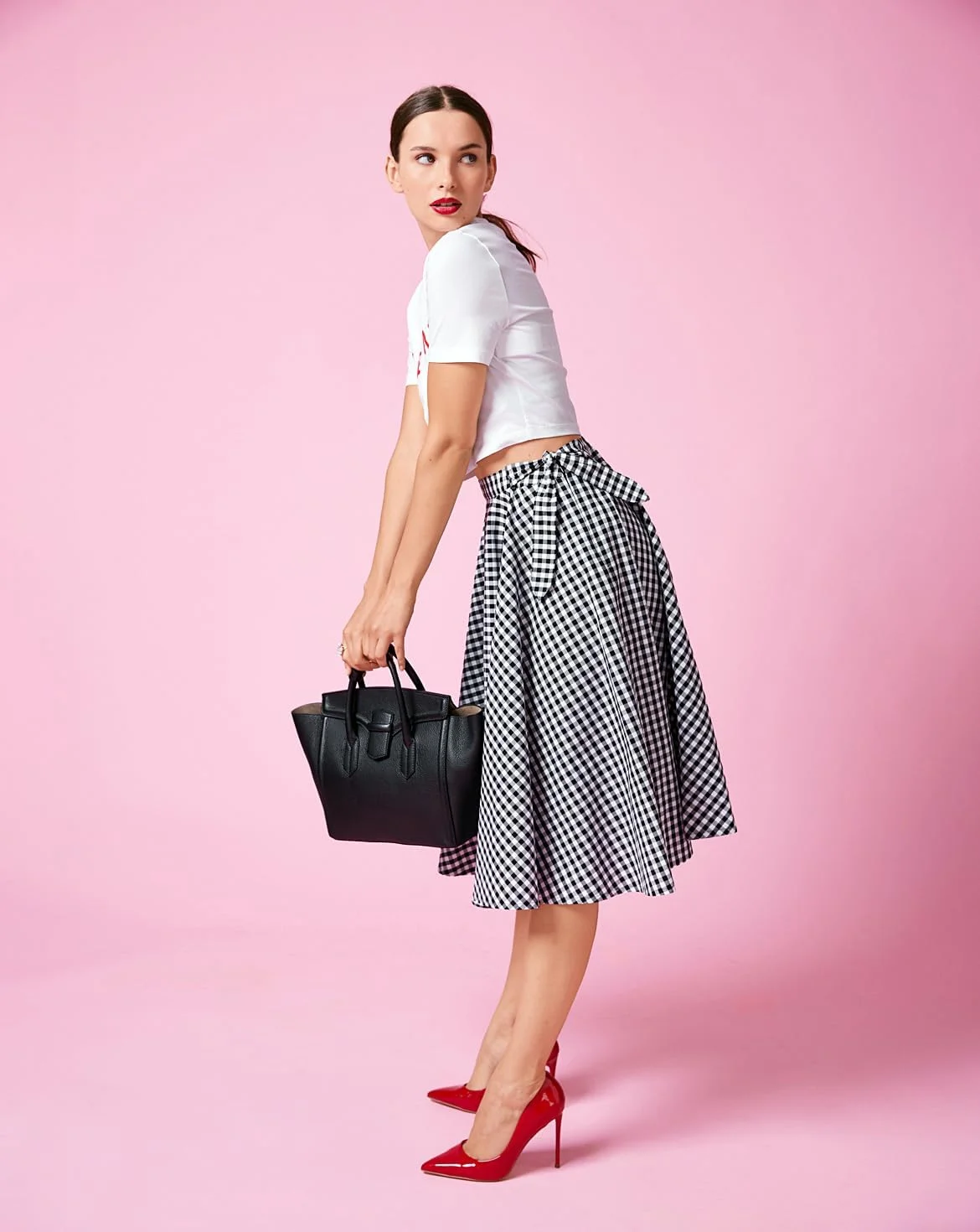 الگوی خیاطی آسان بردا شماره 5690 دامن های کلوش زنانه سایز 36-46 الگوی خیاطی آسان بردا شماره 5690 دامن های کلوش زنانه سایز 36-46