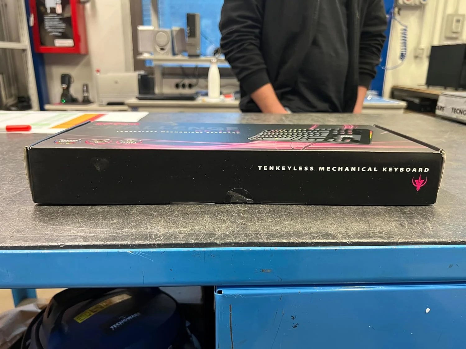 کیبورد گیمینگ SPYCO Challenge KE-112، نور پس زمینه LED RGB، 87 کلید با کلیدهای ABS، سوئیچ های قهوه ای Outemu، پیکربندی کامل Anti-Ghosting کیبورد گیمینگ SPYCO Challenge KE-112، نور پس زمینه LED RGB، 87 کلید با کلیدهای ABS، سوئیچ های قهوه ای Outemu، پیکربندی کامل Anti-Ghosting