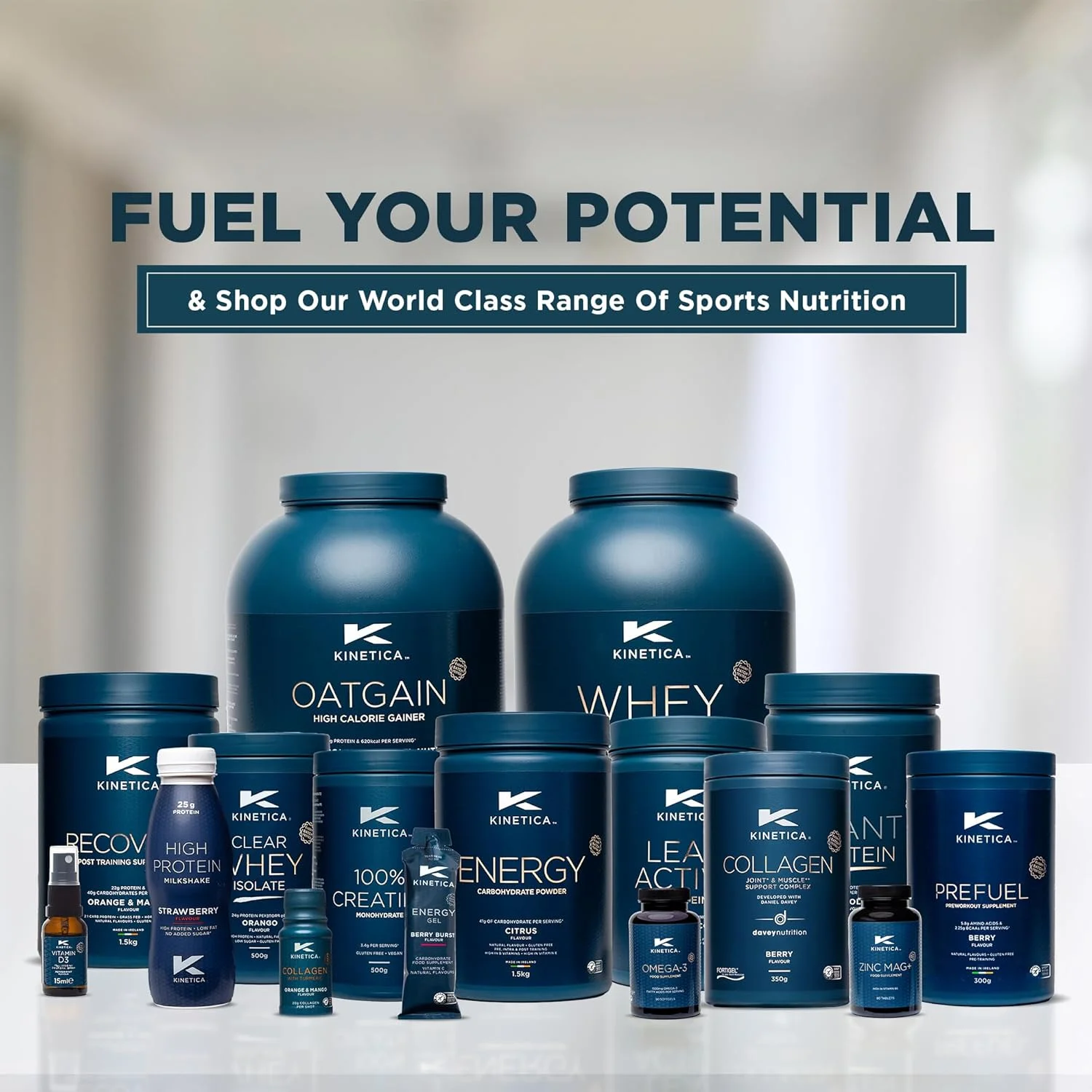 پودر پروتئین وی ورزشی Kinetica - طعم وانیل | 23 گرم پروتئین در هر وعده، 33 وعده در هر بسته 1 کیلوگرمی | مکمل بدون گلوتن | بهینه برای رشد و ریکاوری عضلات | به خوبی با آب، شیر و شیک ها مخلوط می شود