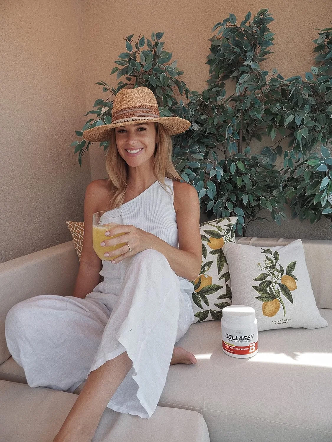 کلاژن BioTechUSA | کمپلکس اسید هیالورونیک و کلاژن | حاوی ویتامین C و E | سلامت و تغذیه پوست، 300 گرم، تمشک سیاه