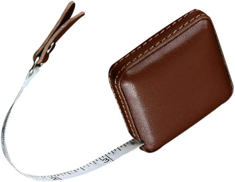 متر خیاطی جمع شونده با روکش چرمی PU، 1 متری / 40 اینچی، نوار اندازه گیری نرم برای خیاطی، دوخت، صنایع دستی، ابزار اندازه گیری پارچه - قهوه ای متر خیاطی جمع شونده با روکش چرمی PU، 1 متری / 40 اینچی، نوار اندازه گیری نرم برای خیاطی، دوخت، صنایع دستی، ابزار اندازه گیری پارچه - قهوه ای