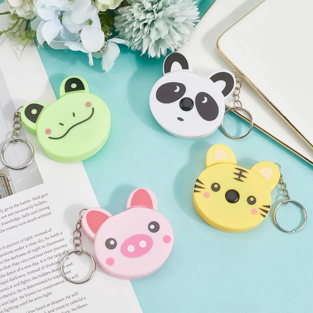 SUNNYCLUE 4 عدد 4 مدل متر نواری کوچک جاکلیدی متر نواری جاکلیدی پلاستیکی PVC کارتونی قورباغه خوک پاندا ببر باغ وحش حیوانات خط کش جاکلیدی برای پارچه بدن خیاطی SUNNYCLUE 4 عدد 4 مدل متر نواری کوچک جاکلیدی متر نواری جاکلیدی پلاستیکی PVC کارتونی قورباغه خوک پاندا ببر باغ وحش حیوانات خط کش جاکلیدی برای پارچه بدن خیاطی