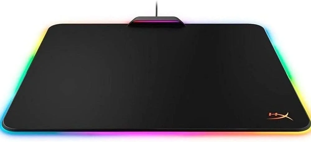 ماوس پد گیمینگ RGB هایپرایکس Fury Ultra - سایز متوسط، نورپردازی RGB 360 درجه، 20 ناحیه LED RGB، سطح سخت با اصطکاک کم، پایه لاستیکی ضد لغزش، مشکی