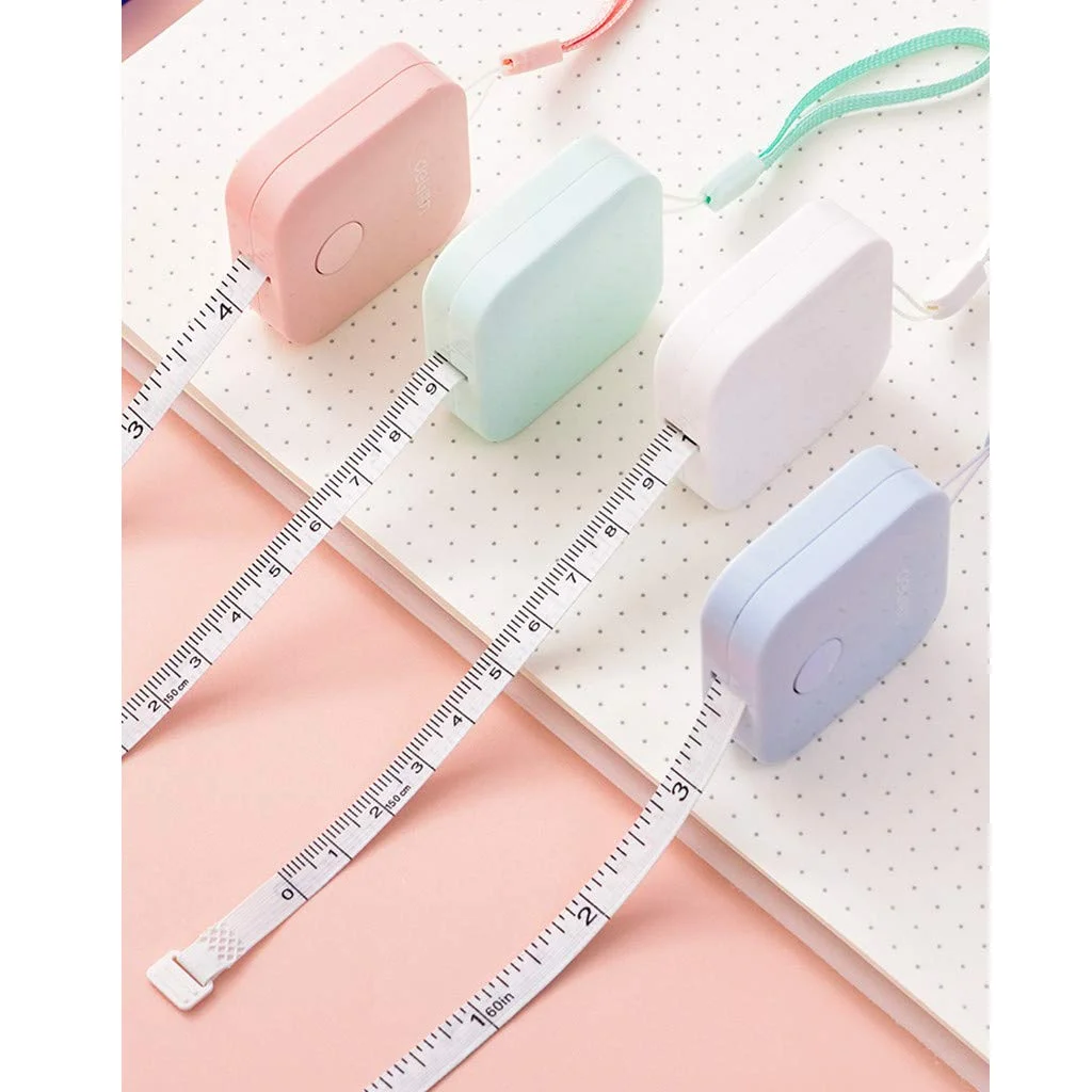 متر خیاطی نرم Scettar بسته 4 عددی، 4 رنگ، 150 سانتی متر/60 اینچ، متر دکمه ای، متر نرم جمع شونده برای اندازه گیری بدن، خط کش پارچه ای دو طرفه خیاطی، مناسب برای افراد در حال رژیم متر خیاطی نرم Scettar بسته 4 عددی، 4 رنگ، 150 سانتی متر/60 اینچ، متر دکمه ای، متر نرم جمع شونده برای اندازه گیری بدن، خط کش پارچه ای دو طرفه خیاطی، مناسب برای افراد در حال رژیم