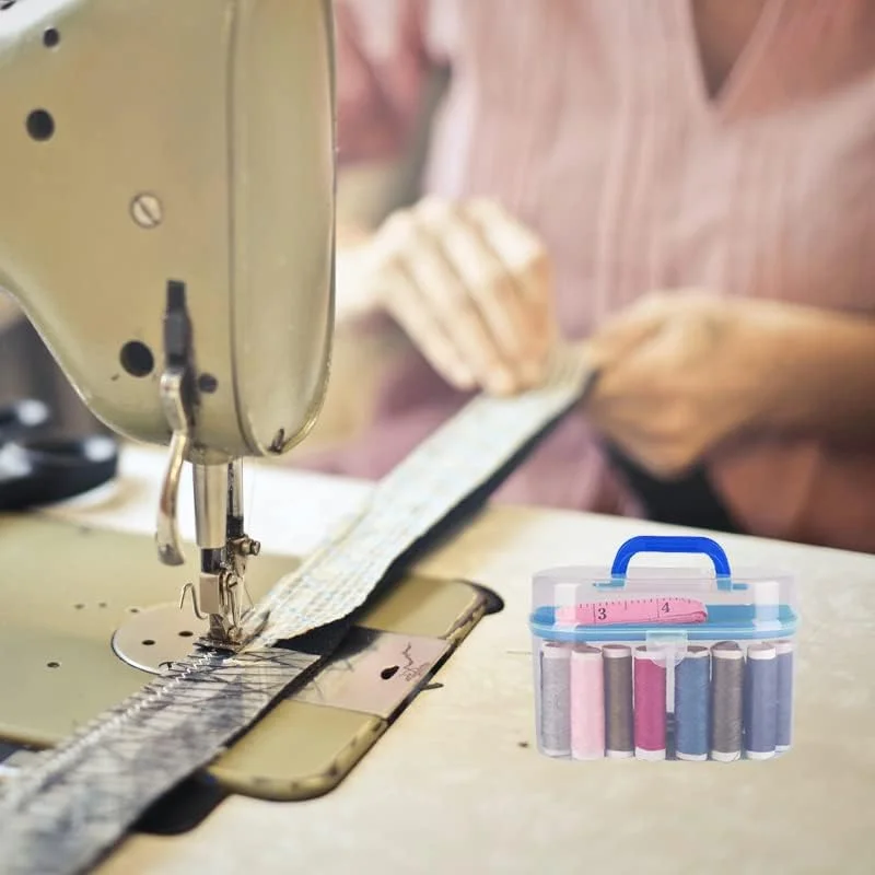 جعبه خیاطی بزرگ Retoo با 8 قرقره نخ، بسته سوزن خیاطی، 4 دکمه، قیچی، متر خیاطی، انگشتانه، سنجاق قفلی و سوزن نخ کن، مجموعه کامل لوازم جانبی در جعبه جعبه خیاطی بزرگ Retoo با 8 قرقره نخ، بسته سوزن خیاطی، 4 دکمه، قیچی، متر خیاطی، انگشتانه، سنجاق قفلی و سوزن نخ کن، مجموعه کامل لوازم جانبی در جعبه