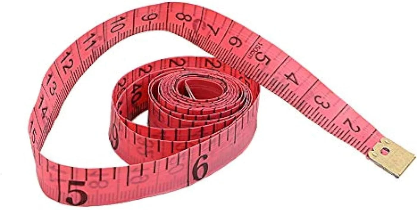 متر خیاطی نرم پلاستیکی OFIXO طول 150 سانتی متر (60 اینچ) برای اندازه گیری پارچه و خیاطی متر خیاطی نرم پلاستیکی OFIXO طول 150 سانتی متر (60 اینچ) برای اندازه گیری پارچه و خیاطی
