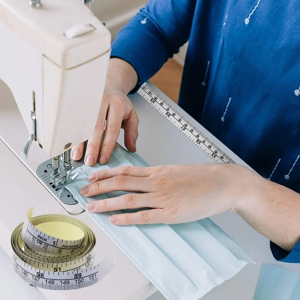 متر نواری دو مقیاسی Leadigol - 1.5 متری/60 اینچی، متر نواری نرم 152 سانتی متری، متر کارگاهی با پشت چسب دار، مقیاس های دوگانه دقیق استاندارد و متریک متر نواری دو مقیاسی Leadigol - 1.5 متری/60 اینچی، متر نواری نرم 152 سانتی متری، متر کارگاهی با پشت چسب دار، مقیاس های دوگانه دقیق استاندارد و متریک