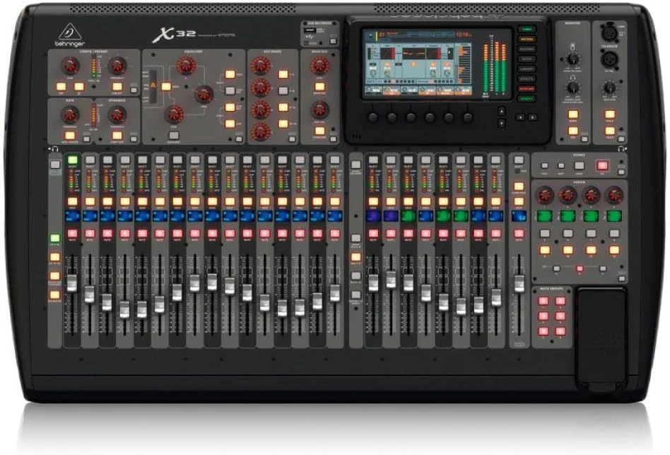 میکسر دیجیتال Behringer X32 با 40 ورودی، 25 باس، 32 پری امپ میداس قابل برنامه ریزی، 25 فیدر موتوری، LCD کانال، رابط صوتی 32 کاناله و iPad/iPhone