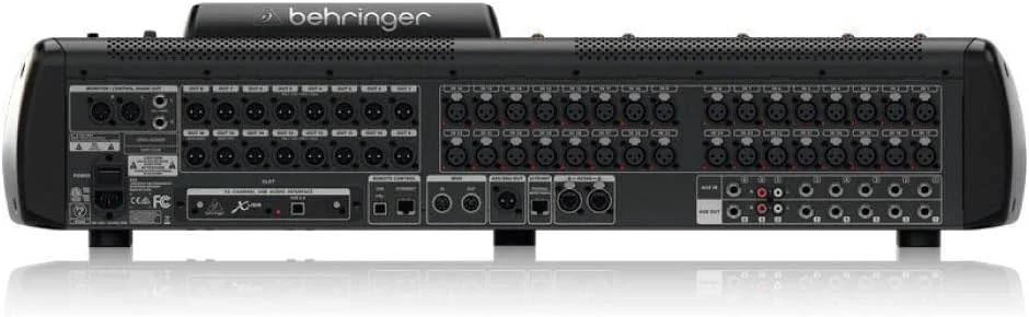 میکسر دیجیتال Behringer X32 با 40 ورودی، 25 باس، 32 پری امپ میداس قابل برنامه ریزی، 25 فیدر موتوری، LCD کانال، رابط صوتی 32 کاناله و iPad/iPhone