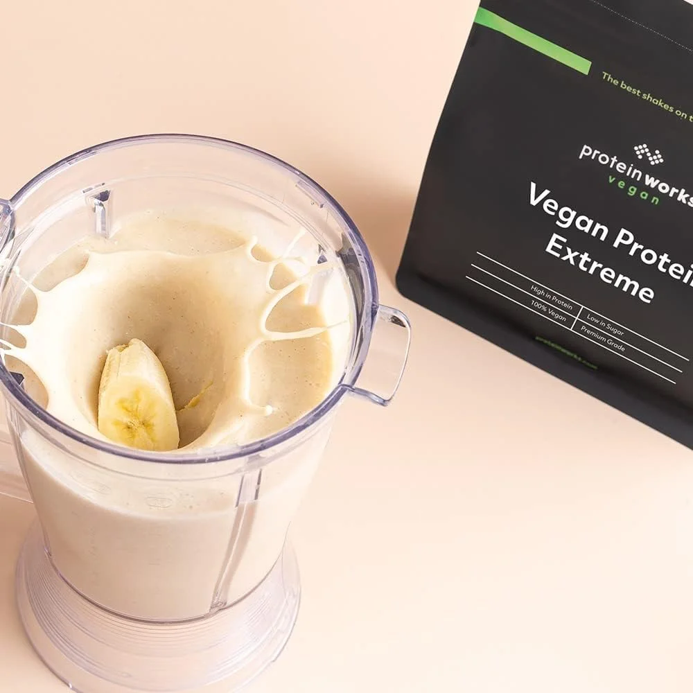 THE PROTEIN WORKS - Vegan Extreme | ترکیب ویتامین افزوده | پودر وگان | شیک گیاهی | 57 سروینگ | ابریشم شکلاتی | 2 کیلوگرم THE PROTEIN WORKS - Vegan Extreme | ترکیب ویتامین افزوده | پودر وگان | شیک گیاهی | 57 سروینگ | ابریشم شکلاتی | 2 کیلوگرم