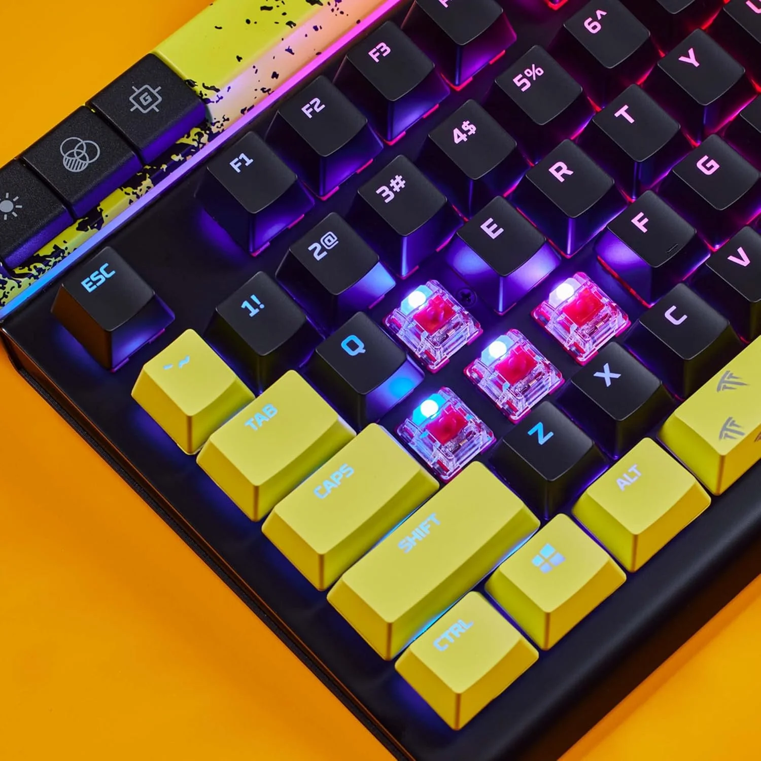 کیبورد گیمینگ مکانیکی HyperX Alloy Elite 2 نسخه TimTheTatMan با نورپردازی و شخصیسازی ماکرو قابل کنترل توسط نرمافزار، مشکی/زرد، 639P0AA#ABA، II، اندازه کامل کیبورد گیمینگ مکانیکی HyperX Alloy Elite 2 نسخه TimTheTatMan با نورپردازی و شخصیسازی ماکرو قابل کنترل توسط نرمافزار، مشکی/زرد، 639P0AA#ABA، II، اندازه کامل