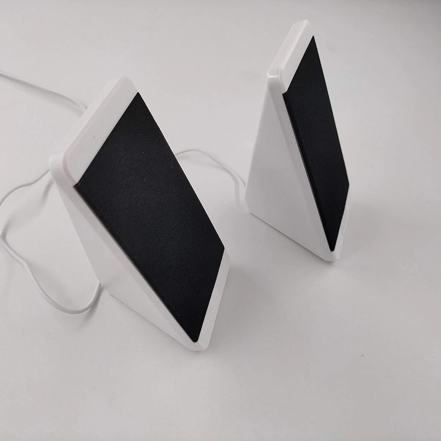 اسپیکر کوچک رومیزی Accod، اسپیکر سیمی کامپیوتر، اسپیکر قابل حمل با USB، اسپیکر رومیزی چند رسانه ای با صدای استریو برای لپ تاپ/کامپیوتر/تلفن هوشمند و تبلت (سفید) اسپیکر کوچک رومیزی Accod، اسپیکر سیمی کامپیوتر، اسپیکر قابل حمل با USB، اسپیکر رومیزی چند رسانه ای با صدای استریو برای لپ تاپ/کامپیوتر/تلفن هوشمند و تبلت (سفید)