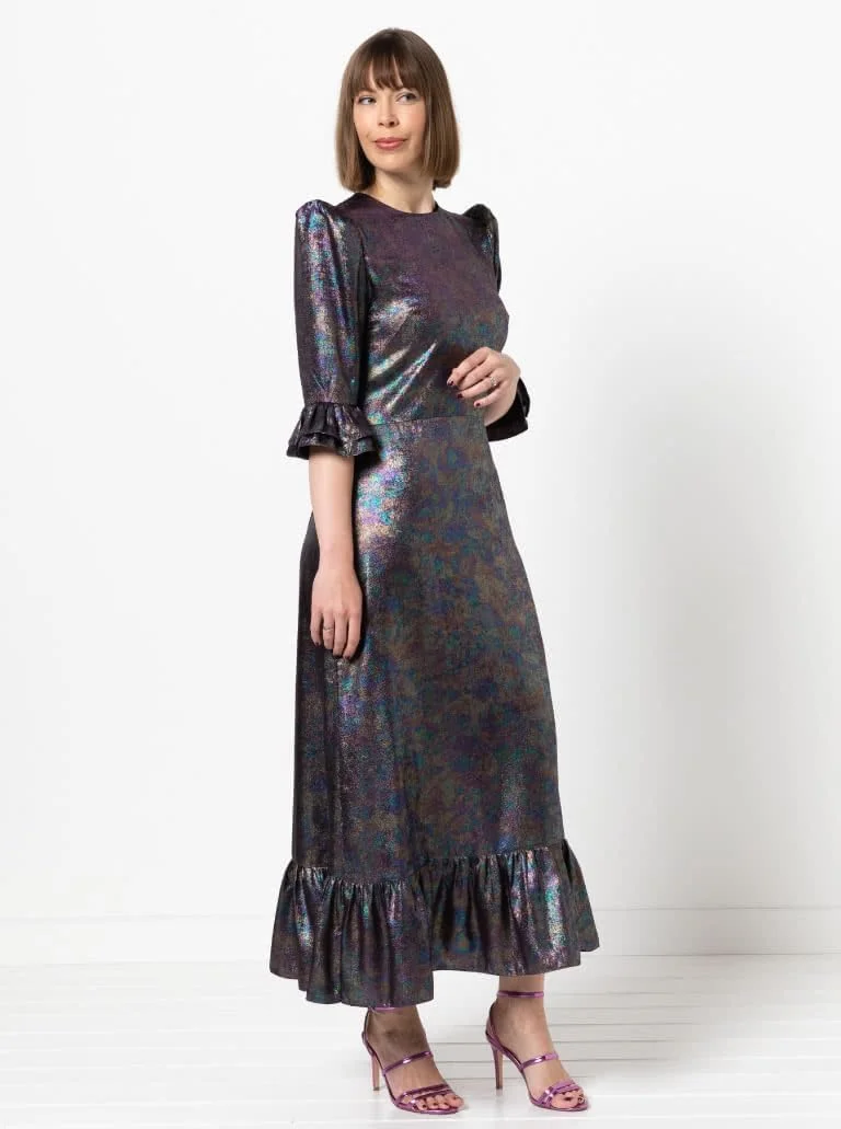الگوی خیاطی Style Arc - لباس بافته Queenie (سایزهای 18-30) الگوی خیاطی Style Arc - لباس بافته Queenie (سایزهای 18-30)