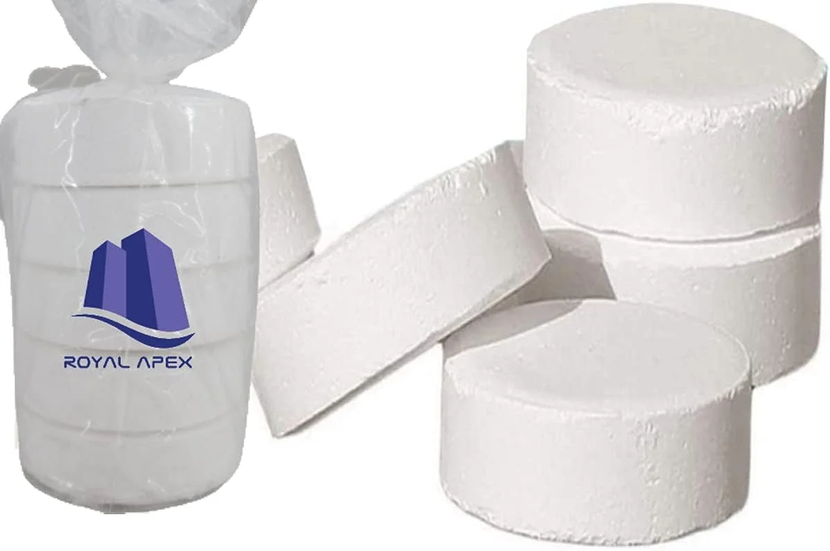 قرص کلر آهسته رهش رویال اپکس 1 کیلوگرمی، ضدعفونی کننده آب استخر و جکوزی، درمان باکتری و جلبک با محافظت در برابر نور خورشید/UV، TCCA 3 اینچ 200 گرمی 5 عدد، ساخت اتحادیه اروپا (بسته 3 عددی (15 قرص))