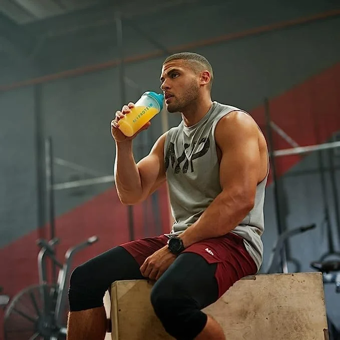 پودر پروتئین وی ایزوله شفاف Myprotein - Vimto - 500 گرم - 20 سروینگ - جایگزین شیک پروتئین وی خنک و با طراوت - 20 گرم پروتئین و 4 گرم BCAA در هر سروینگ