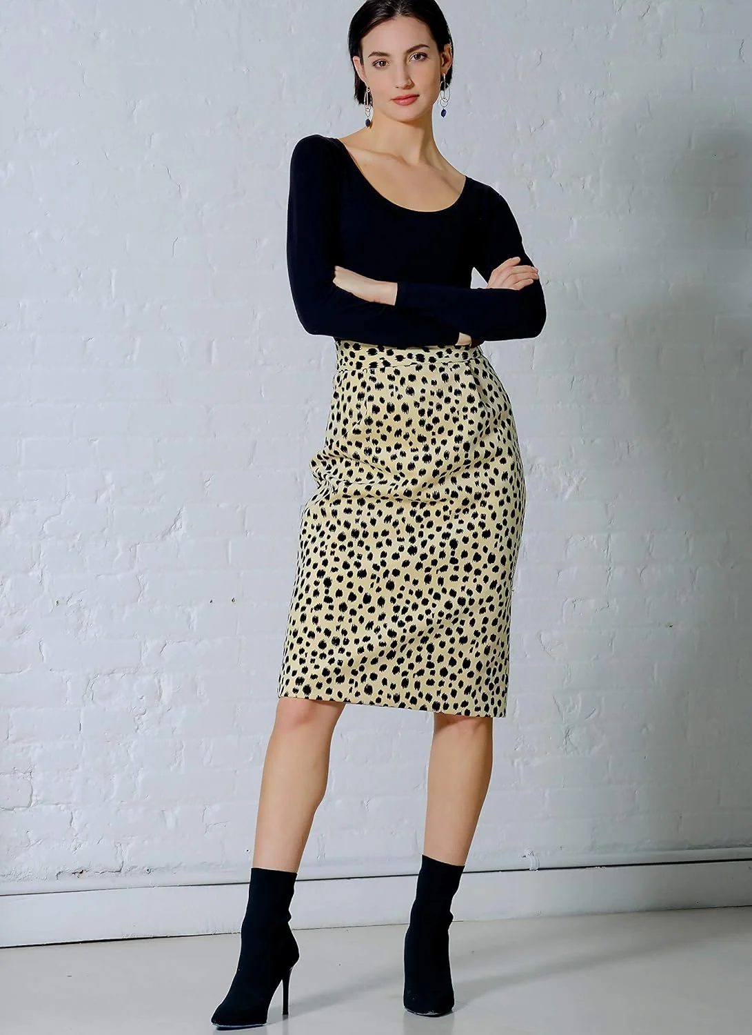 الگوی خیاطی مک کال - M8004E5 - دامن و کمربند زنانه، کاغذی، سفید، متنوع