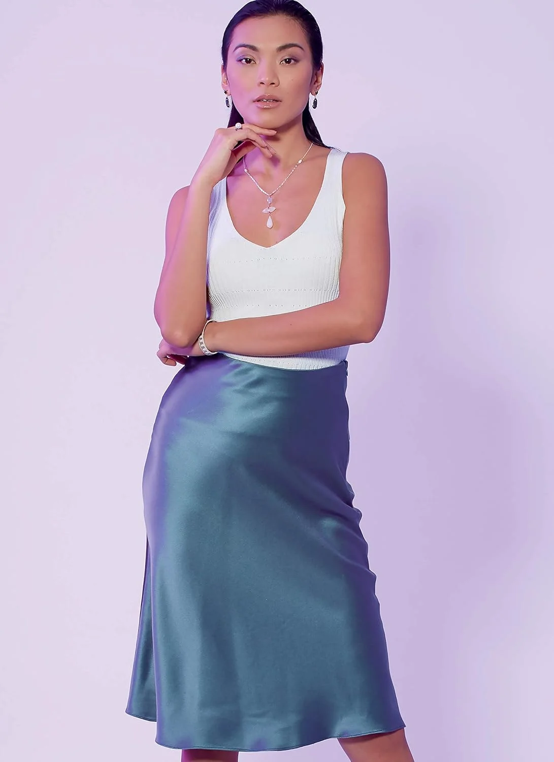 الگوهای مک کال دامن زنانه تنگ از باسن تا زانو و ساق پا، سایزهای 6-14، الگوی خیاطی، سفید