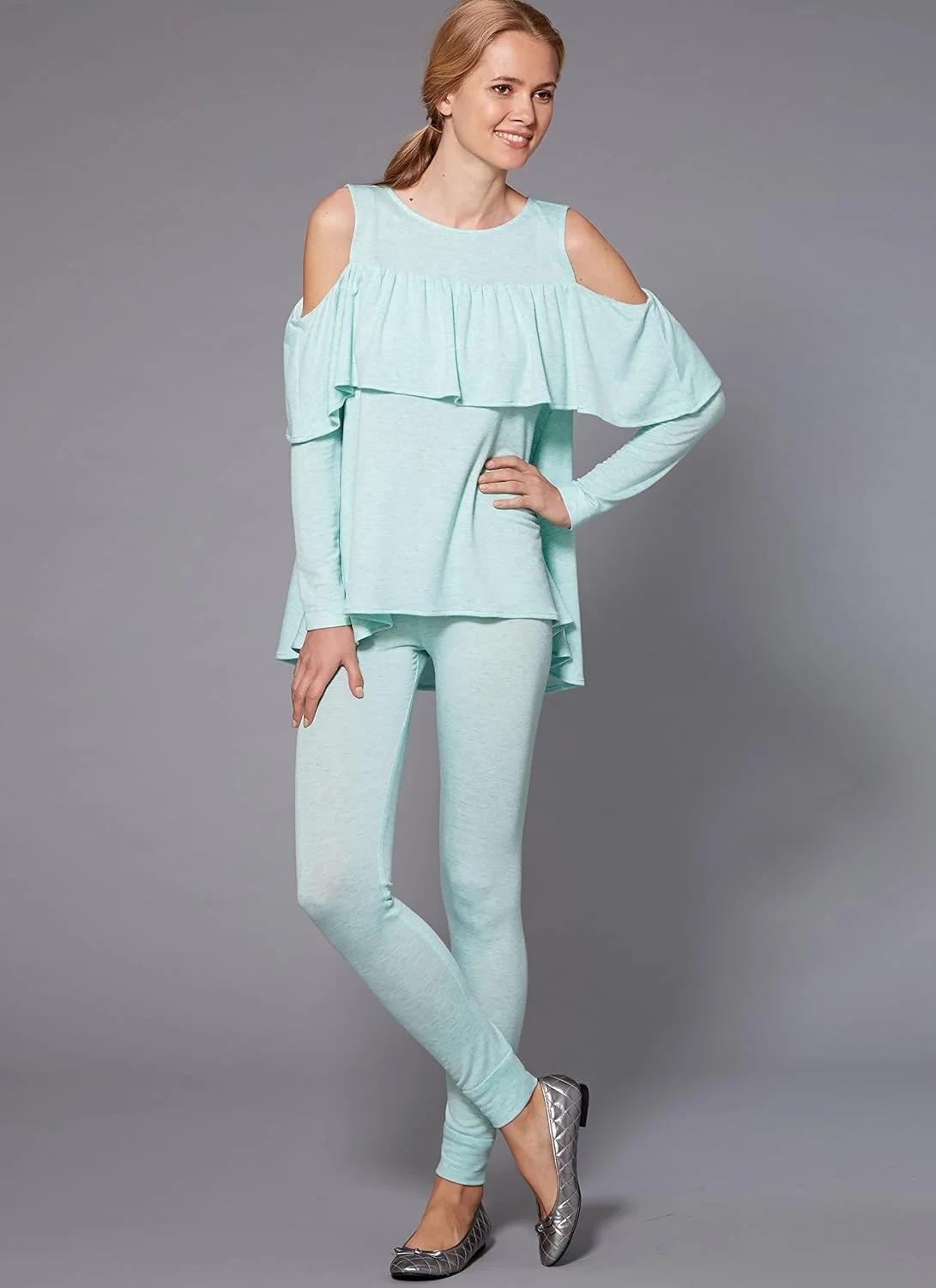 الگوهای خیاطی مک کالز 7691 OS، تاپ و شلوار زنانه، سایز XSM-XLG، کاغذی، چند رنگ، 17 x 0.5 x 0.07 سانتی متر