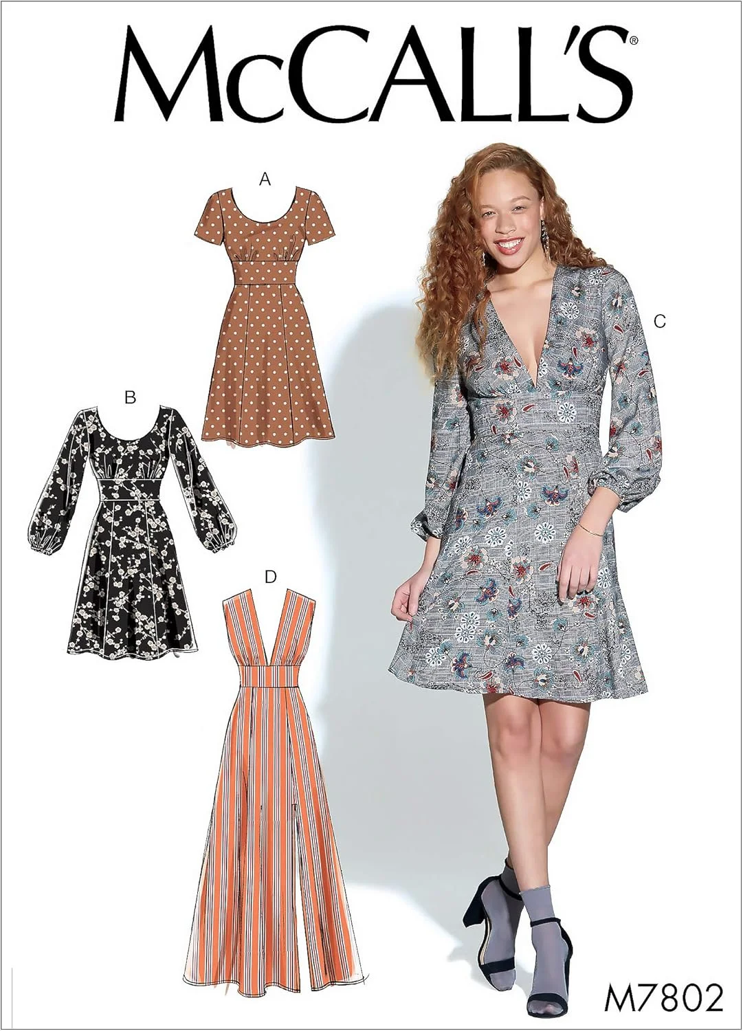 الگوهای خیاطی زنانه مک کال مدل M7802E5، الگوهای خیاطی لباس یقه باز زنانه مک کال، سایزهای 14-22، 14-16-18-20-22، سفید