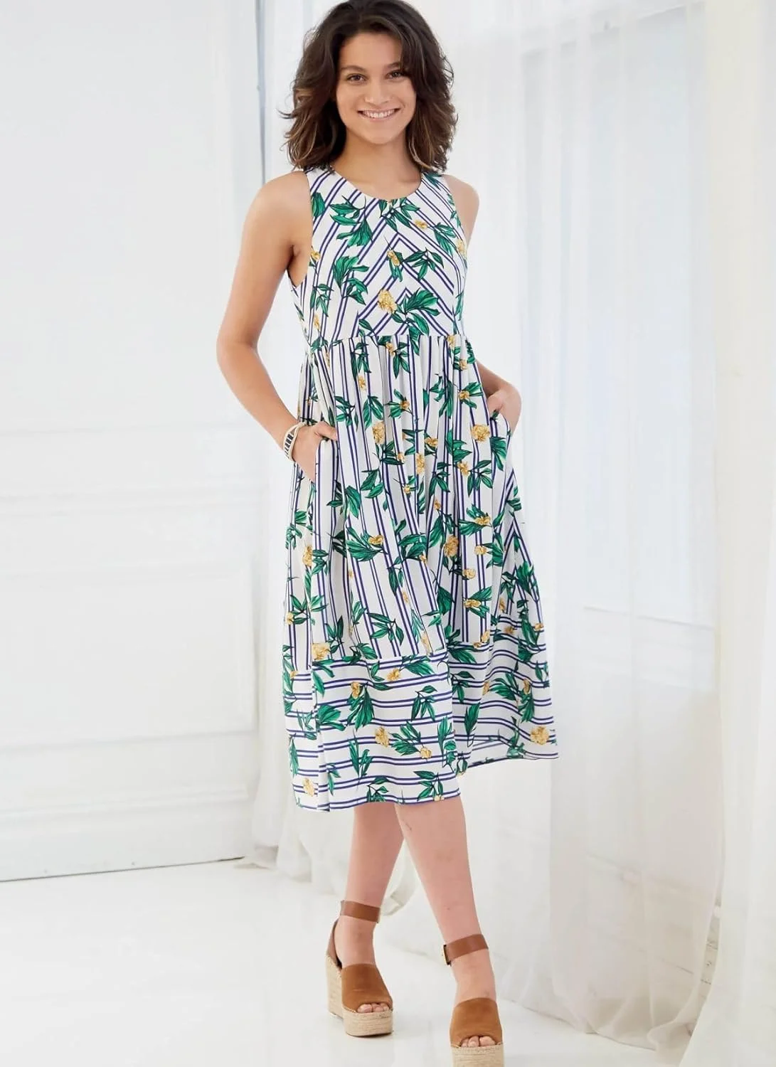 الگوهای خیاطی لباس زنانه McCall's، چند رنگ