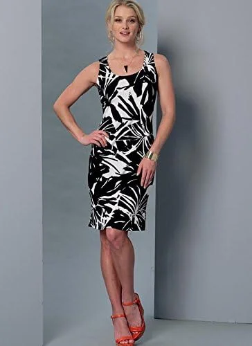 الگوهای خیاطی مک کالز 7386 ZZ، تاپ، پیراهن و دامن زنانه، سایز بزرگ تا خیلی خیلی بزرگ، چند رنگ، خیلی بزرگ