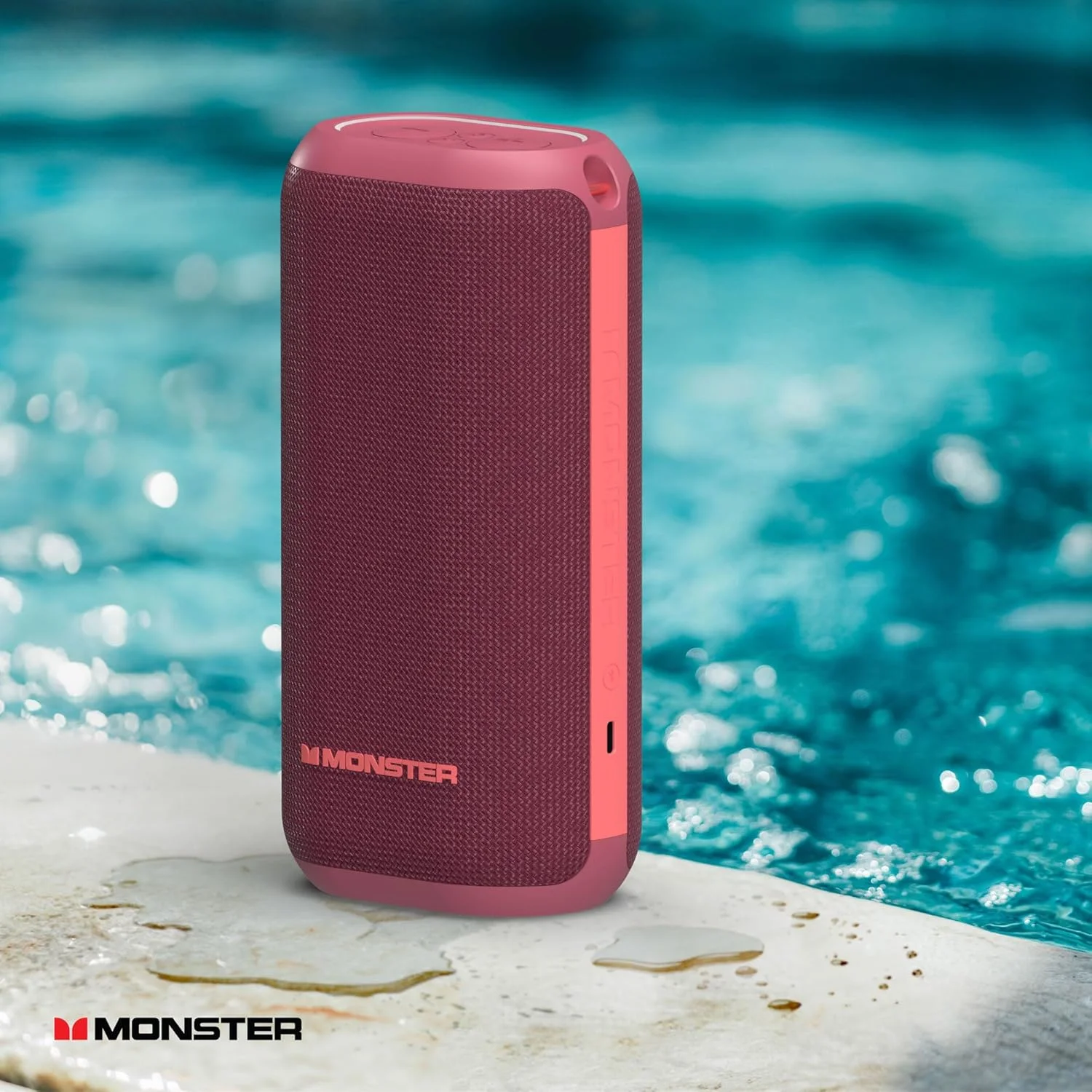 اسپیکر بلوتوثی قابل حمل Monster DNA One، اسپیکر قابل حمل قدرتمند با صدای باس 360 درجه و پد شارژ بی سیم 10 واتی Qi، ضد آب IP67 - مناسب برای مسافرت، استفاده در فضای داخلی و خارجی اسپیکر بلوتوثی قابل حمل Monster DNA One، اسپیکر قابل حمل قدرتمند با صدای باس 360 درجه و پد شارژ بی سیم 10 واتی Qi، ضد آب IP67 - مناسب برای مسافرت، استفاده در فضای داخلی و خارجی
