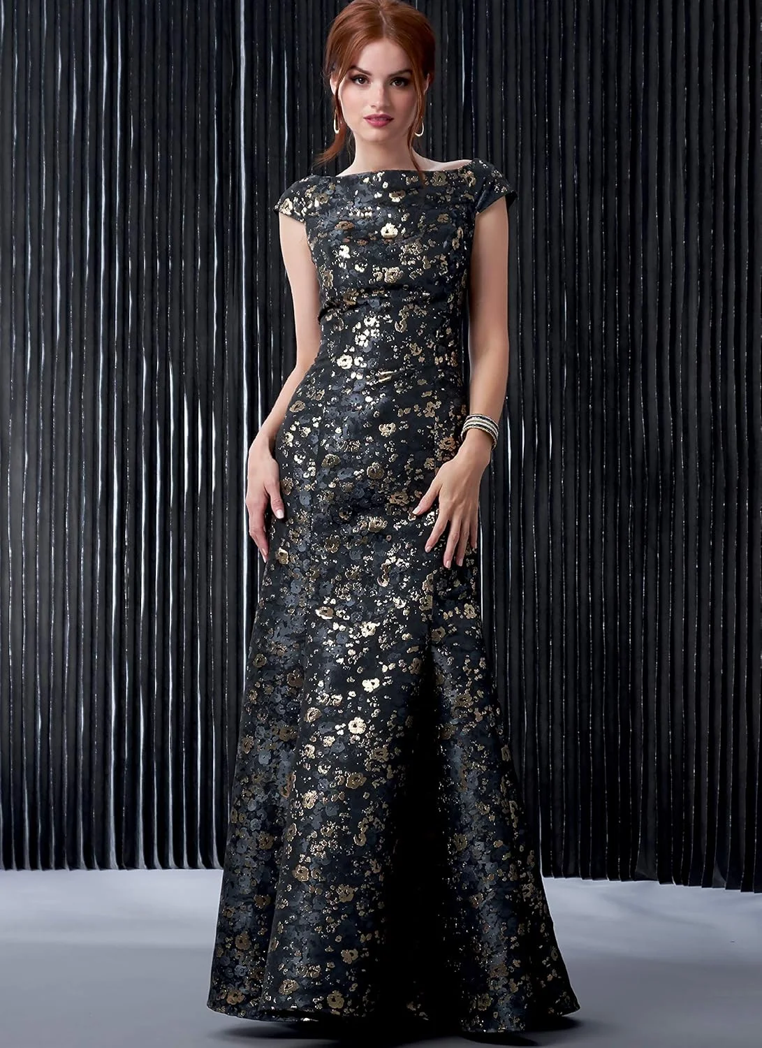 الگوی مک کال برای لباس شب زنانه تا روی زمین، سایزهای 14-22، الگوی خیاطی، ساده