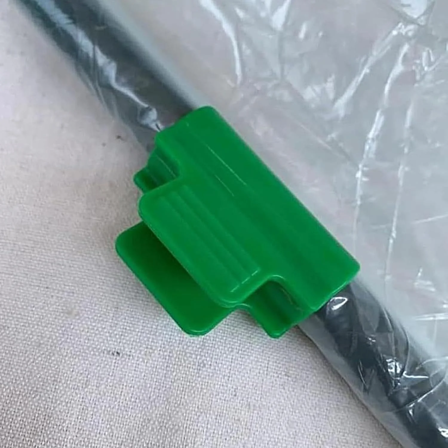 گیره های حلقه ای گلخانه ای | 100 عدد گیره پوشش ردیفی گیاه - گیره قابل استفاده مجدد برای لوله های کاشت، توری حلقه ای زمستانی، قاب پوشش باغبانی، تونل