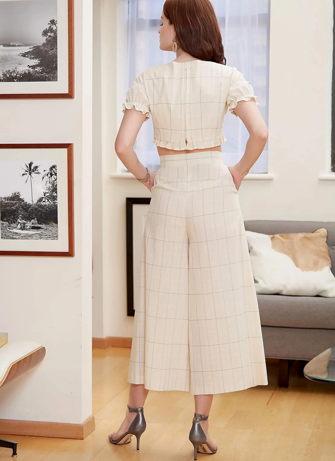 الگوی شرکت مک کال برای تاپ کوتاه زنانه، شورت و شلوار پاچه گشاد، سایزهای 4-12، الگوی خیاطی، سفید الگوی شرکت مک کال برای تاپ کوتاه زنانه، شورت و شلوار پاچه گشاد، سایزهای 4-12، الگوی خیاطی، سفید