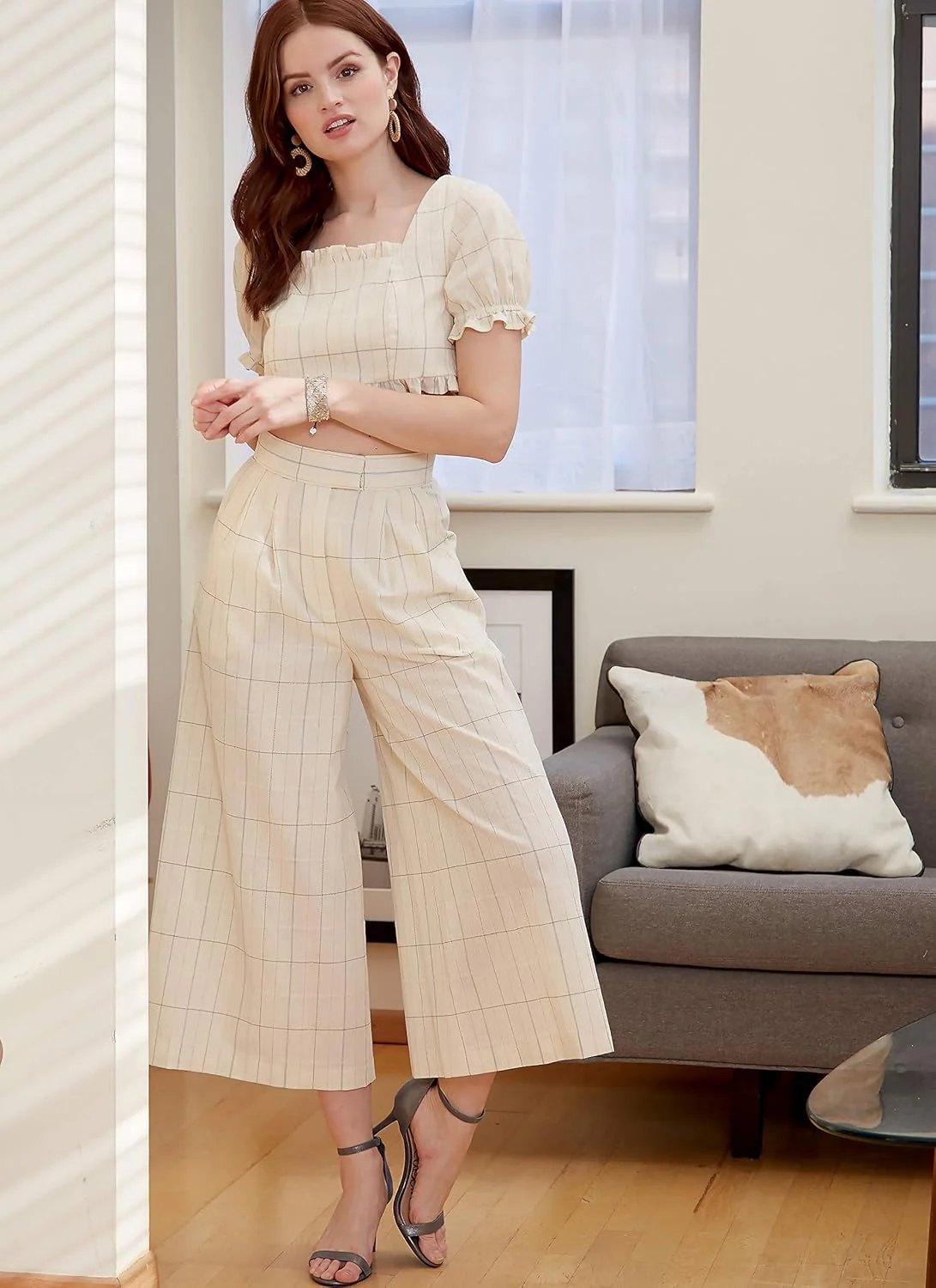 الگوی شرکت مک کال برای تاپ کوتاه زنانه، شورت و شلوار پاچه گشاد، سایزهای 4-12، الگوی خیاطی، سفید الگوی شرکت مک کال برای تاپ کوتاه زنانه، شورت و شلوار پاچه گشاد، سایزهای 4-12، الگوی خیاطی، سفید