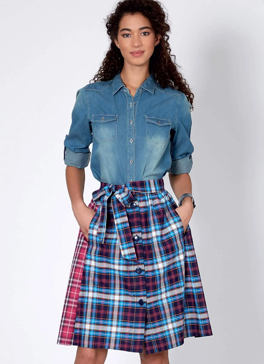 الگوهای خیاطی دامن بدون آستر زنانه شرکت مک کال، سایزهای 4-14، متنوع، سفید