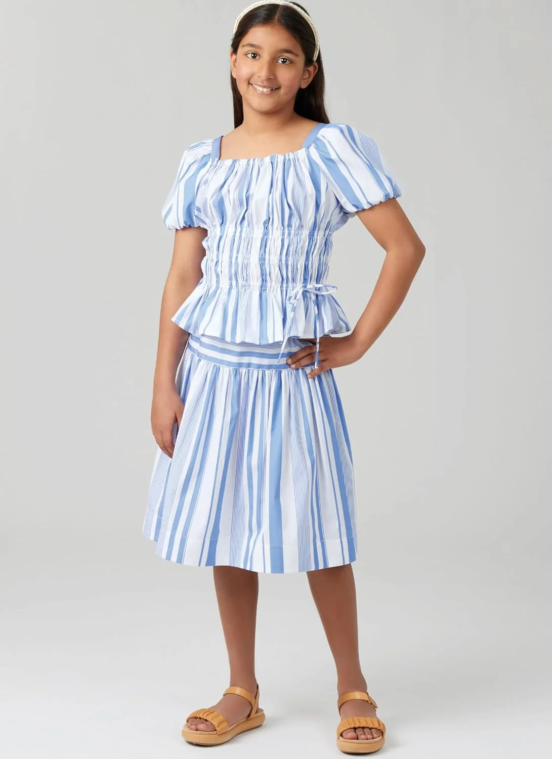 الگوی خیاطی آسان برای دوخت لباس، تاپ و دامن گشاد چیندار دخترانه McCall's M8619A، کد طراحی M8619، سایزهای 7-8-10-12-14 الگوی خیاطی آسان برای دوخت لباس، تاپ و دامن گشاد چیندار دخترانه McCall's M8619A، کد طراحی M8619، سایزهای 7-8-10-12-14