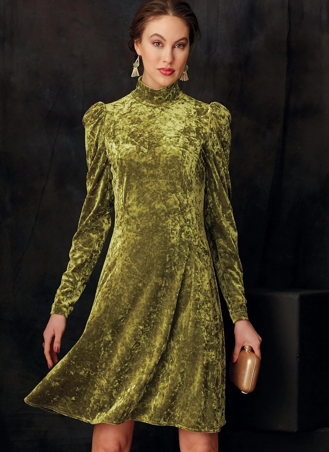 الگوهای Vogue 9264 A5، لباس زنانه سایز کوچک، سایزهای 6-14، کاغذی، چند رنگ، 15 x 0.5 x 22 سانتی متر الگوهای Vogue 9264 A5، لباس زنانه سایز کوچک، سایزهای 6-14، کاغذی، چند رنگ، 15 x 0.5 x 22 سانتی متر