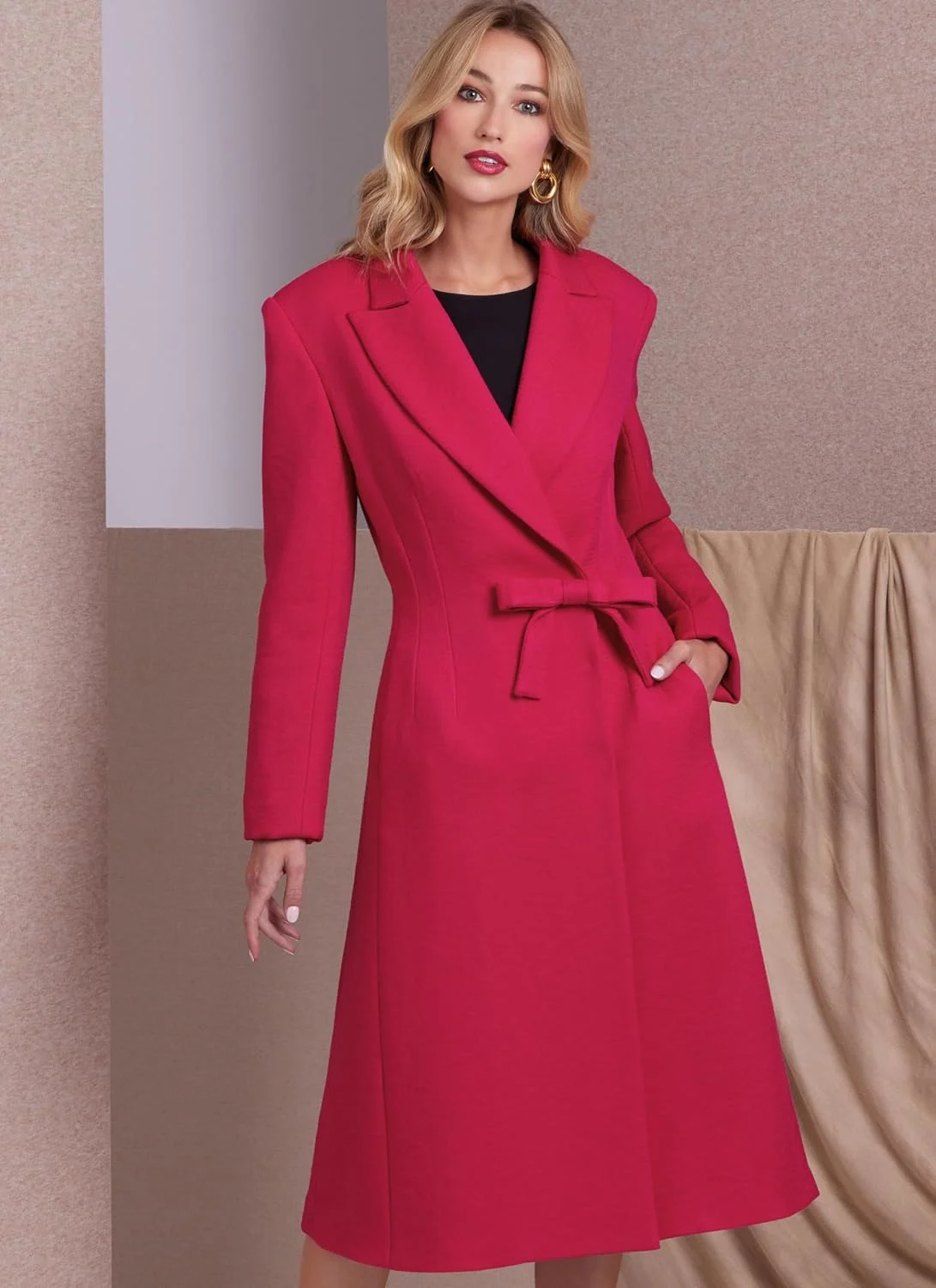 الگوهای خیاطی ووگ، بسته دوخت پالتو زنانه آستر دار، سایزهای 8-10-12-14-16، چند رنگ الگوهای خیاطی ووگ، بسته دوخت پالتو زنانه آستر دار، سایزهای 8-10-12-14-16، چند رنگ