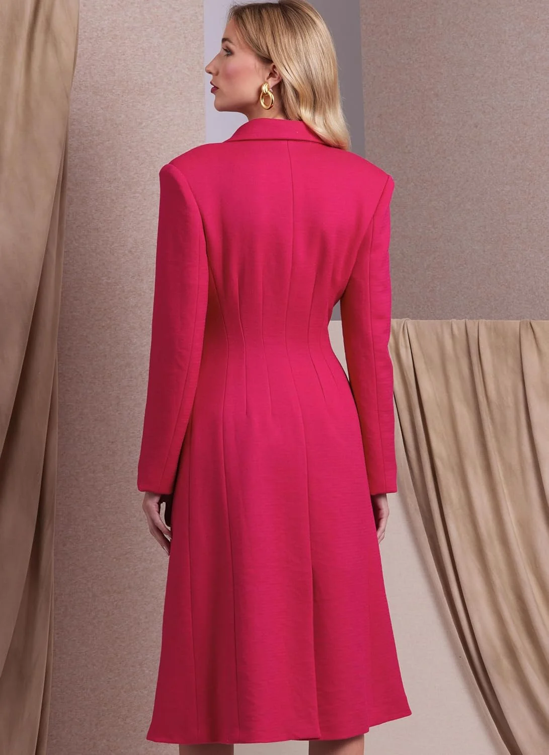 الگوهای خیاطی ووگ، بسته دوخت پالتو زنانه آستر دار، سایزهای 8-10-12-14-16، چند رنگ الگوهای خیاطی ووگ، بسته دوخت پالتو زنانه آستر دار، سایزهای 8-10-12-14-16، چند رنگ