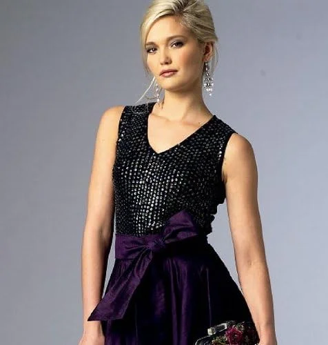 الگوهای Vogue کوسن، چند رنگ، E5 (14-16-18-20-22) الگوهای Vogue کوسن، چند رنگ، E5 (14-16-18-20-22)