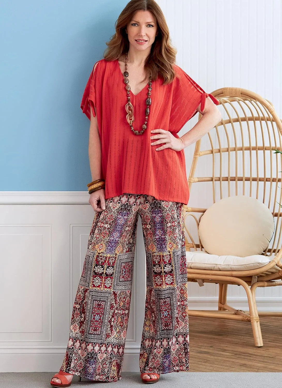 کیت تونیک و لباس زنانه Butterick، کد B6853، الگوی خیاطی، سایزهای XSM-SML-MED، چند رنگ، 2 تکه کیت تونیک و لباس زنانه Butterick، کد B6853، الگوی خیاطی، سایزهای XSM-SML-MED، چند رنگ، 2 تکه