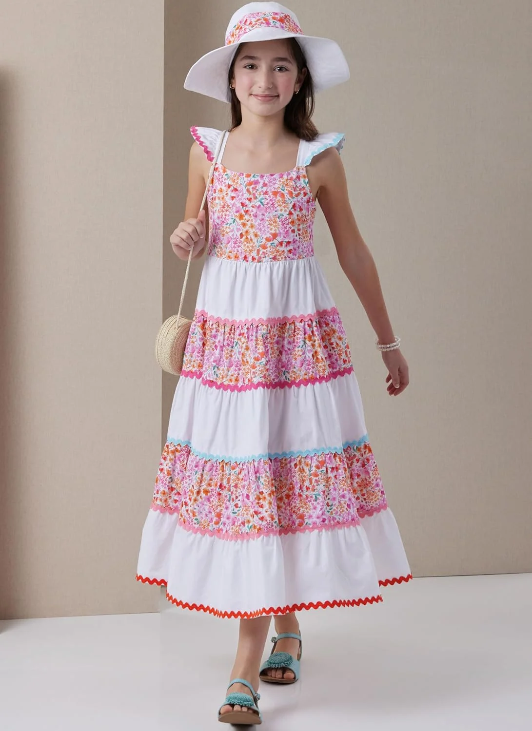 الگوی خیاطی لباس و کلاه دخترانه Butterick B7051A، مدل چند لایه، کد طراحی B7051، سایزهای 7-8-10-12-14 الگوی خیاطی لباس و کلاه دخترانه Butterick B7051A، مدل چند لایه، کد طراحی B7051، سایزهای 7-8-10-12-14