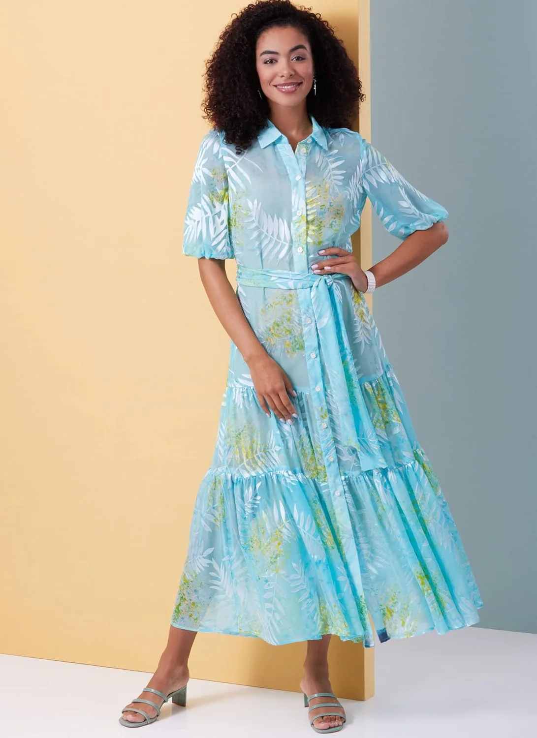 الگوی خیاطی آسان برای دوخت شال و پیراهن گشاد طبقه ای زنانه Butterick، کد طراحی B6977، سایزهای 6-8-10-12-14، چند رنگ الگوی خیاطی آسان برای دوخت شال و پیراهن گشاد طبقه ای زنانه Butterick، کد طراحی B6977، سایزهای 6-8-10-12-14، چند رنگ