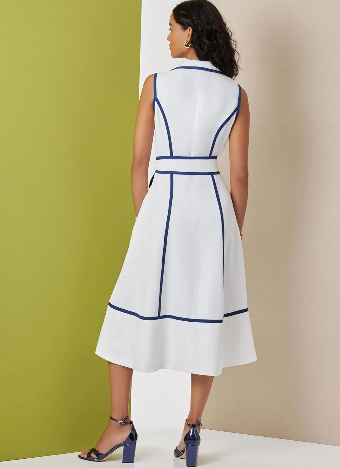 الگوی خیاطی لباس میدی زنانه آستردار و کمربند کراواتی Butterick B7038H5، کد طراحی B7038، سایزهای 6-8-10-12-14